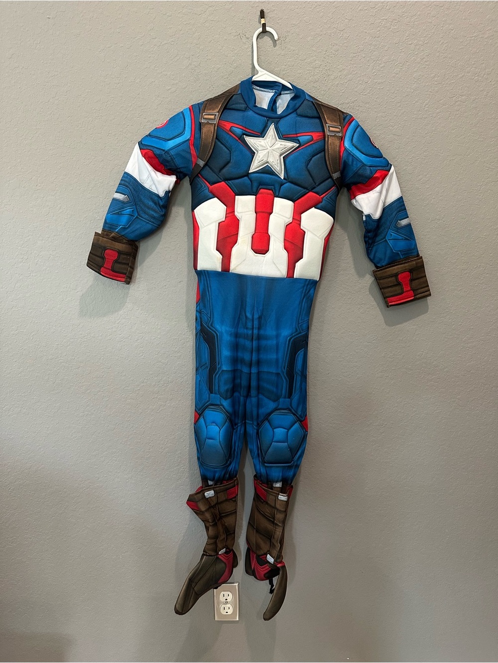 Rubie's Marvel Avengers Endgame Captain America Kids sz M New in plastic no mask